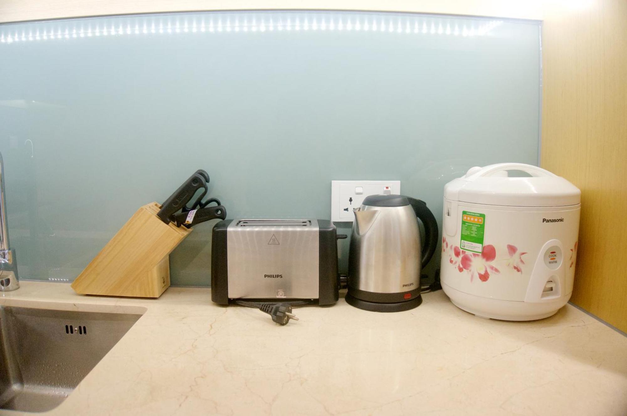 Sunshine Apartment In 5* Resort Дананг Екстериор снимка